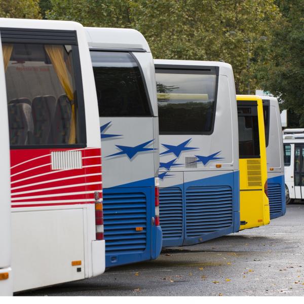 Un bus Touriscar (STIHS) en mobilité